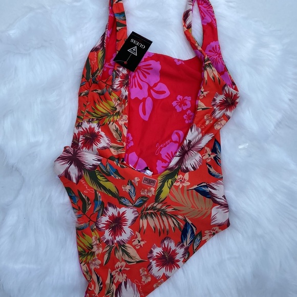New GUESS Reversible Print One-Piece Swimsuit SZ M - Picture 4 of 11